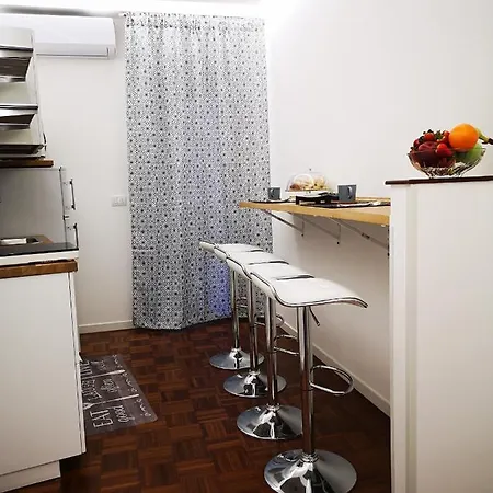 Moro 34 Konukevi Bari